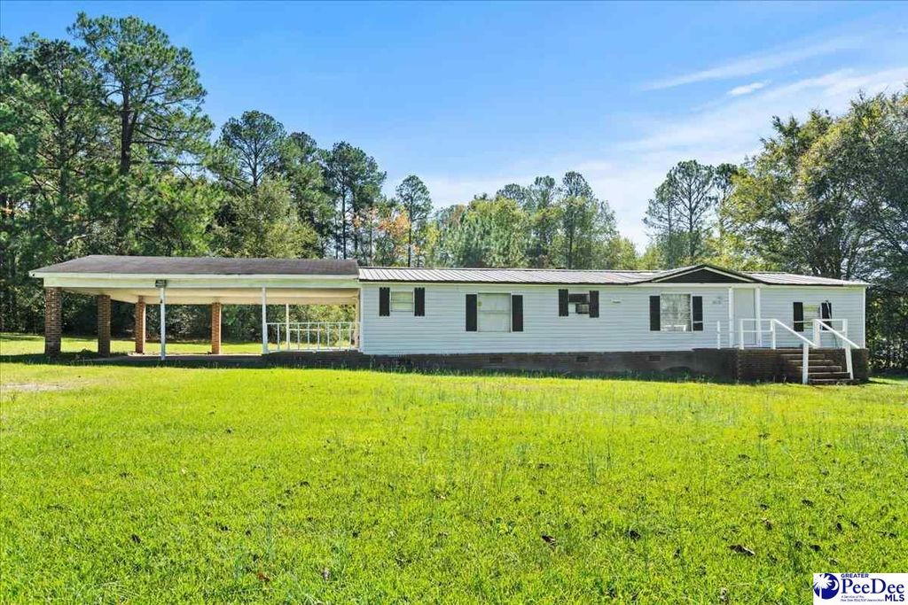 3016 Ridgecrest Rd, Wallace, SC 29596