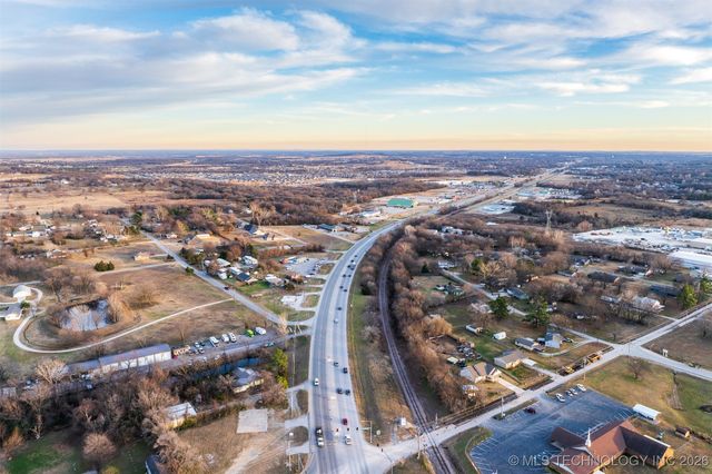 25901 E 51 Highway, Broken Arrow, OK 74014