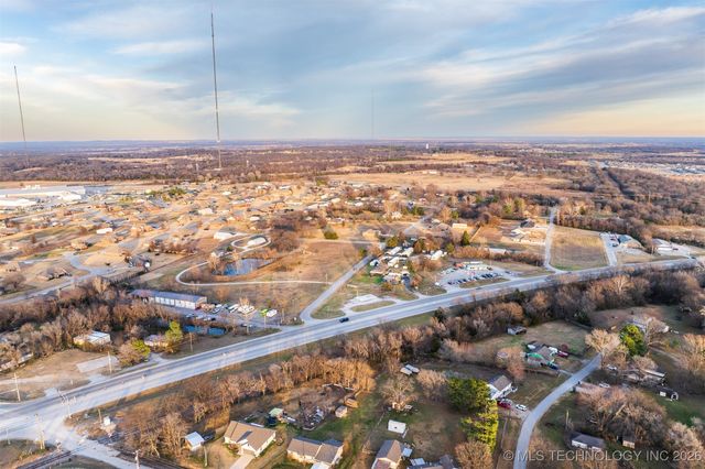 25901 E 51 Highway, Broken Arrow, OK 74014