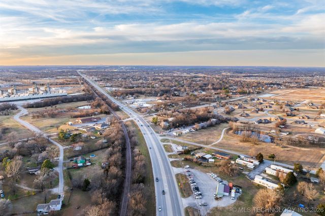 25901 E 51 Highway, Broken Arrow, OK 74014