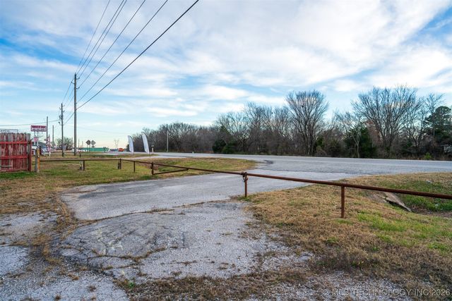 25901 E 51 Highway, Broken Arrow, OK 74014