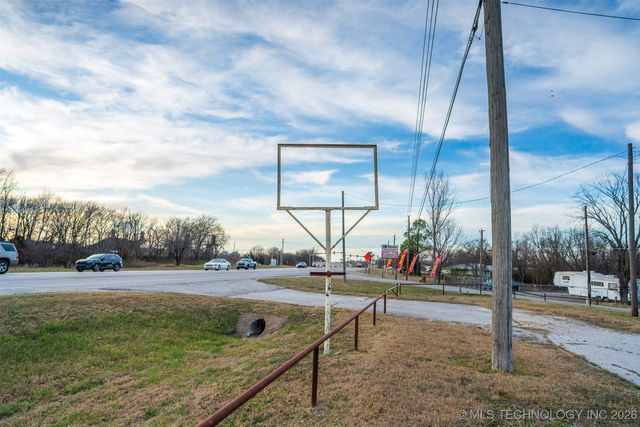 25901 E 51 Highway, Broken Arrow, OK 74014