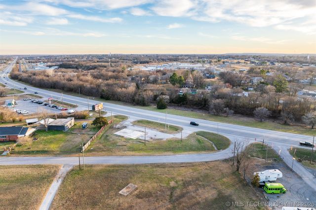 25901 E 51 Highway, Broken Arrow, OK 74014