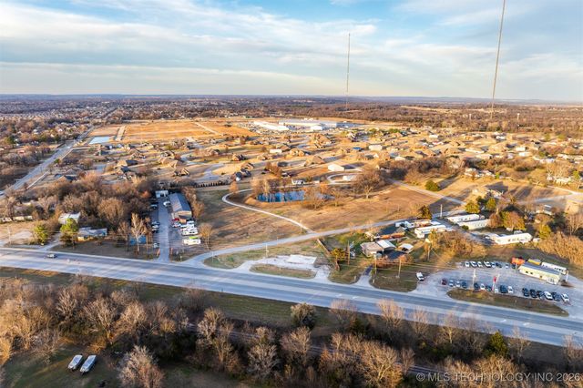 25901 E 51 Highway, Broken Arrow, OK 74014