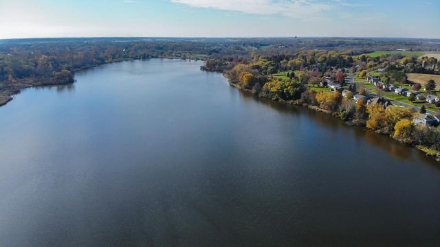 Lt19 Arbor Ridge DRIVE, Delavan, WI 53115