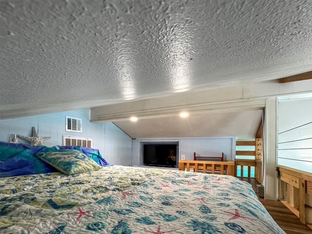 13102 Buccaneer Parkway, Freeport, TX 77541