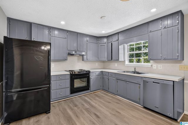 611 ASHWOOD LANE, Trussville, AL 35173