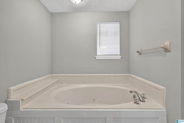 611 ASHWOOD LANE, Trussville, AL 35173