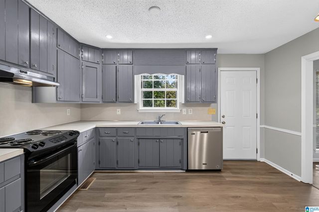 611 ASHWOOD LANE, Trussville, AL 35173