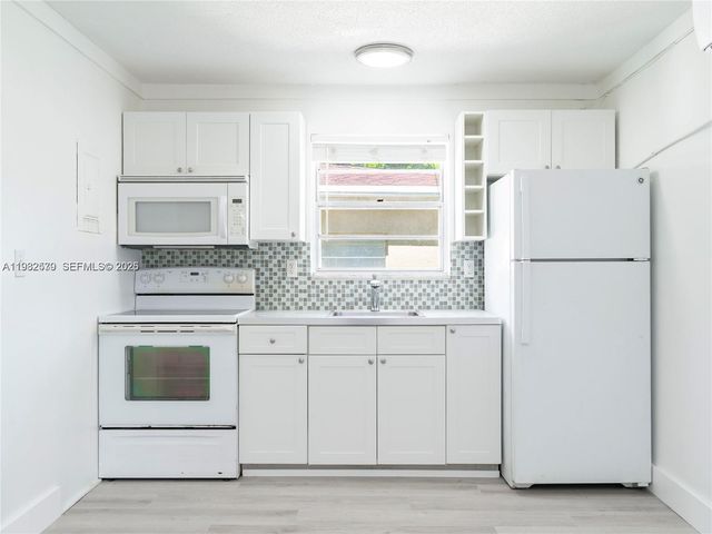 2020 Miami Rd B, Fort Lauderdale, FL 33316