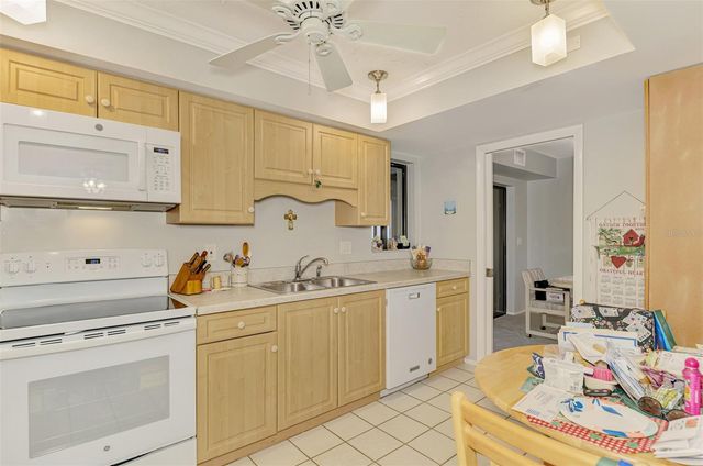 796 CAPRI ISLES BOULEVARD 130, Venice, FL 34292