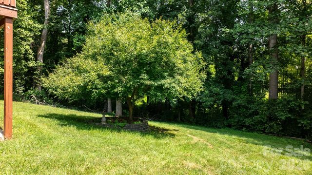 2428 Cedar Valley Drive, Conover, NC 28613