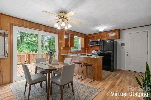 2428 Cedar Valley Drive, Conover, NC 28613