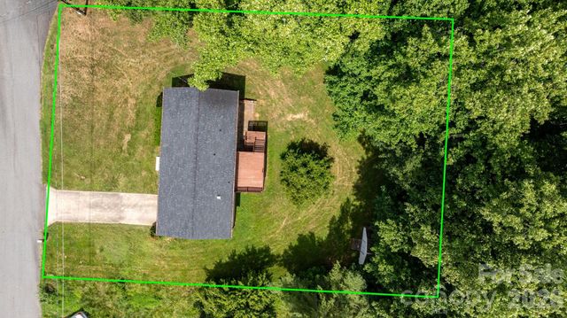 2428 Cedar Valley Drive, Conover, NC 28613