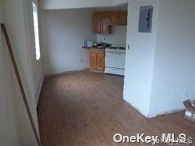 328 Beach 15th Street, Far Rockaway, NY 11691