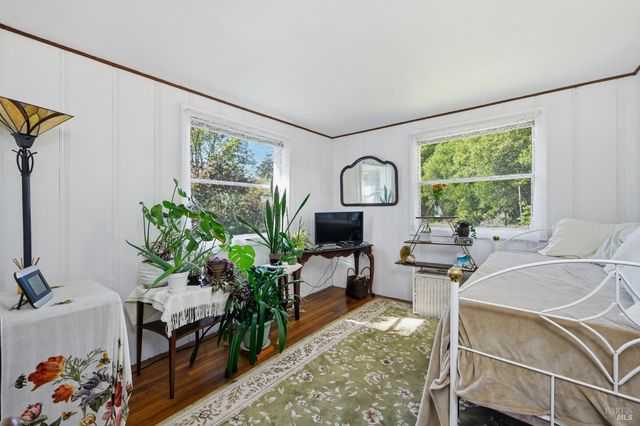 2875 Lomitas Ave, Santa Rosa, CA 95404