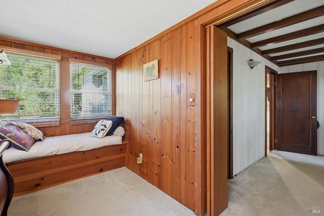 2875 Lomitas Ave, Santa Rosa, CA 95404