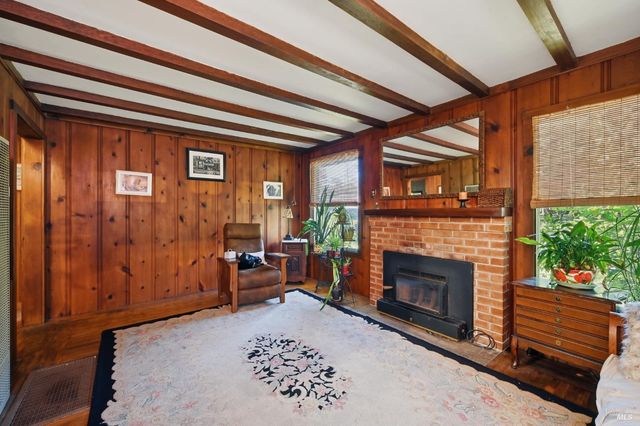 2875 Lomitas Ave, Santa Rosa, CA 95404