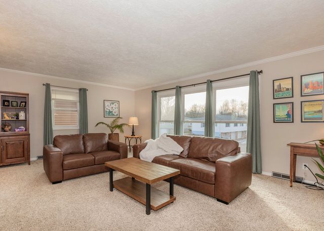 3510 35th Street, Moline, IL 61265