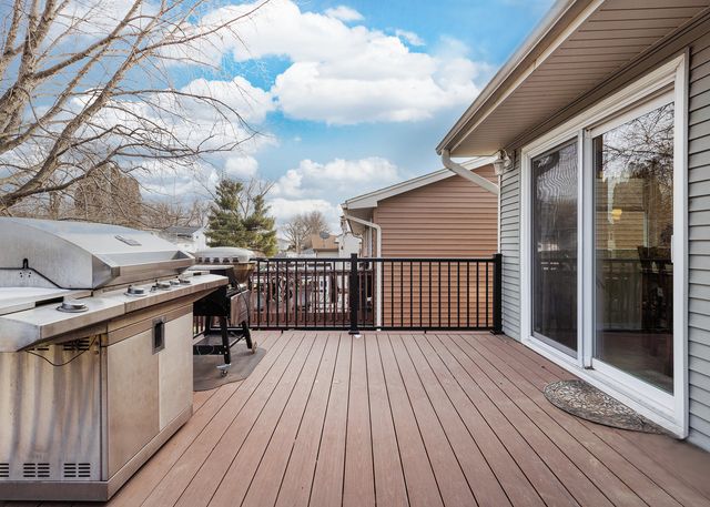 3510 35th Street, Moline, IL 61265