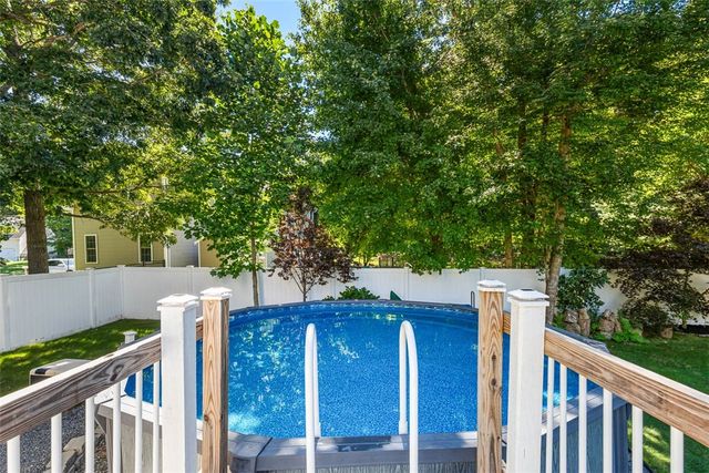 22 ARBOR Drive, Coventry, RI 02816