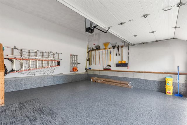 22 ARBOR Drive, Coventry, RI 02816