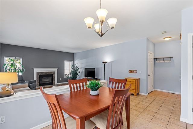 22 ARBOR Drive, Coventry, RI 02816