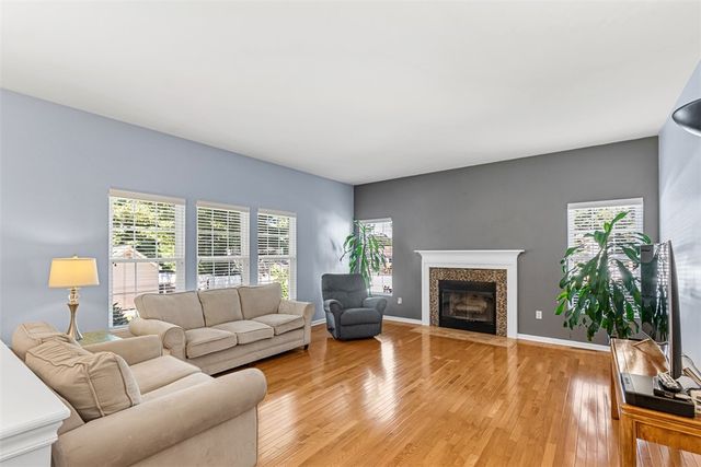 22 ARBOR Drive, Coventry, RI 02816