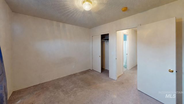 12976 Alicia St, Caldwell, ID 83607