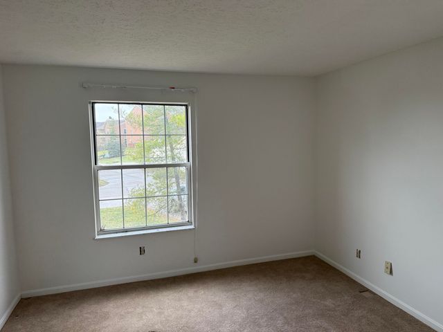 33 Highland Meadows Circle, 5, Highland Heights, KY 41076