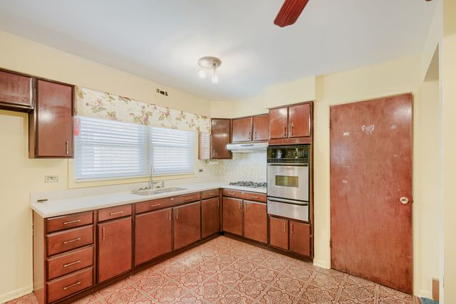 1129 W 107th Street, Chicago, IL 60643