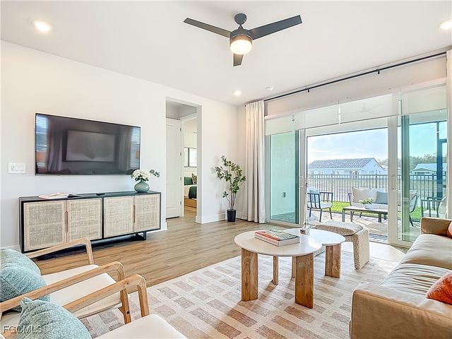 8735 Catamaran DR 3B-Villa, Naples, FL 34114