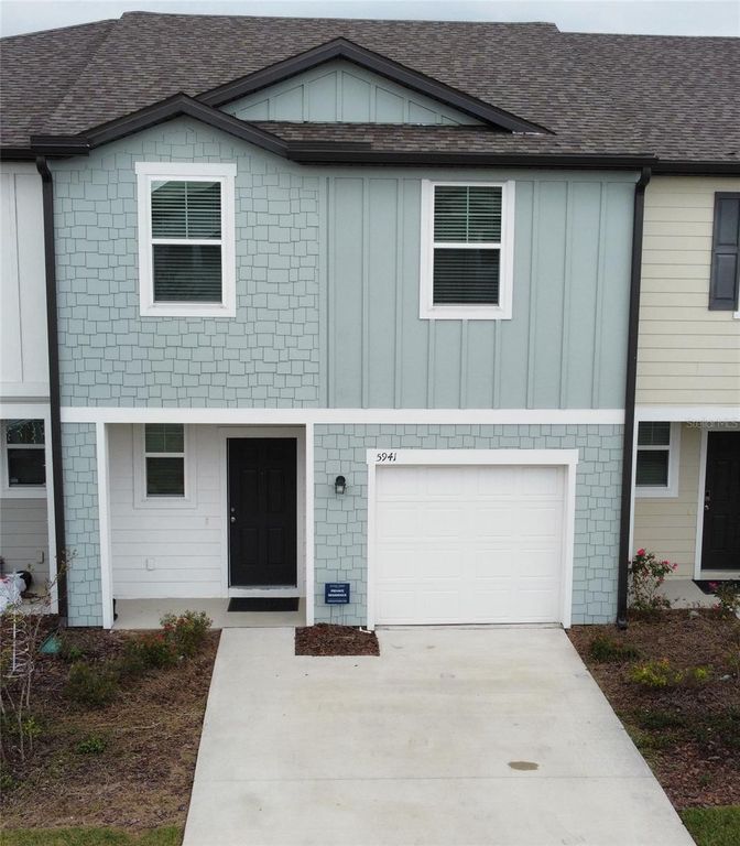 5941 PINEY SHRUB PLACE, St Cloud, FL 34771