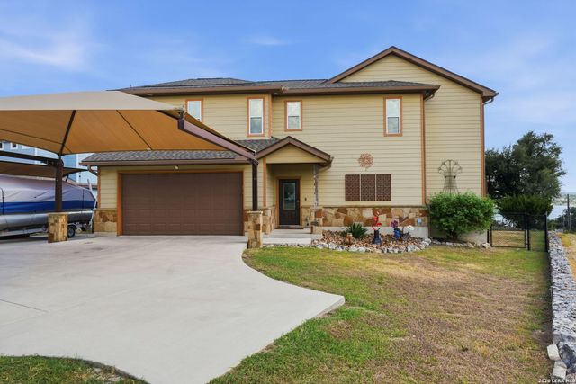866 Artillery Dr, Canyon Lake, TX 78133