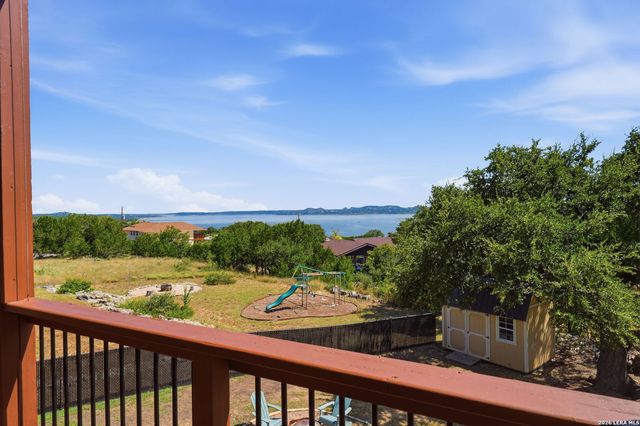 866 Artillery Dr, Canyon Lake, TX 78133