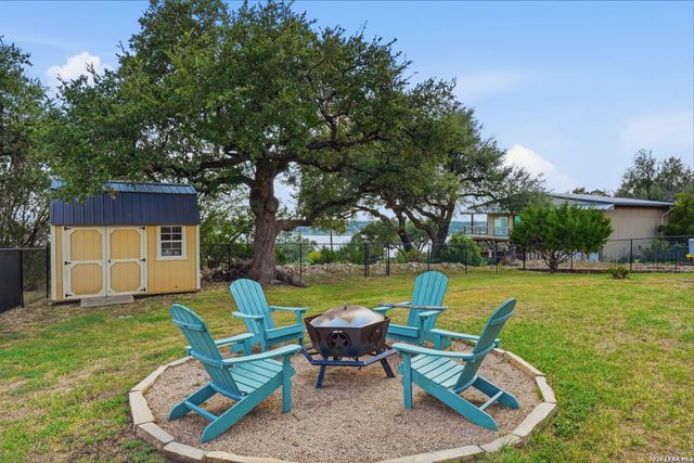 866 Artillery Dr, Canyon Lake, TX 78133