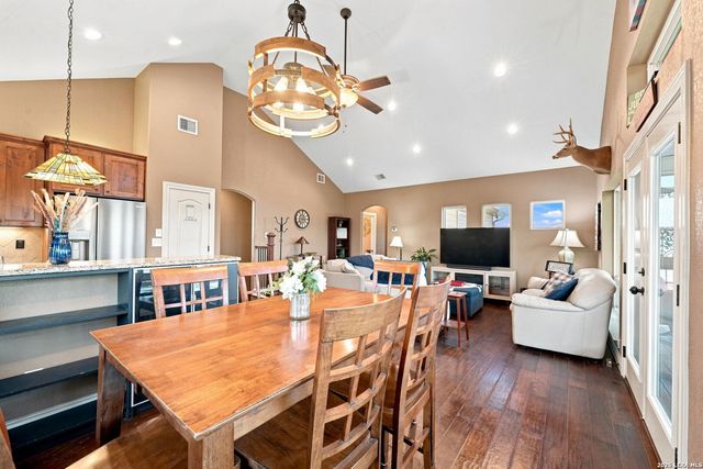 866 Artillery Dr, Canyon Lake, TX 78133