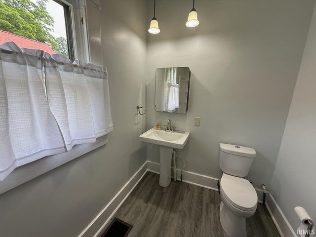 310 W Market Street, Spencer, IN 47460