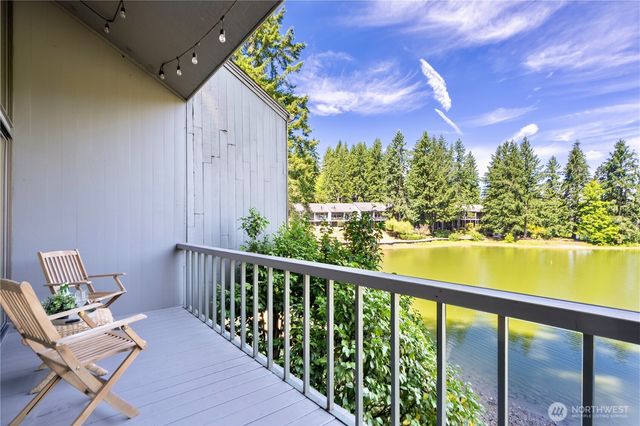 13846 NE 60th Way #118, Redmond, WA 98052