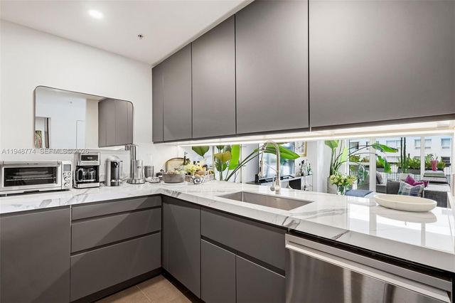 3301 NE 1st Ave H0805, Miami, FL 33137