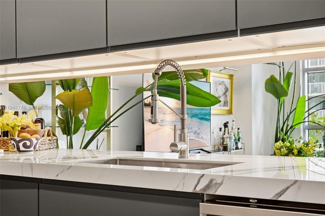 3301 NE 1st Ave H0805, Miami, FL 33137