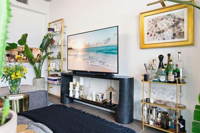 3301 NE 1st Ave H0805, Miami, FL 33137