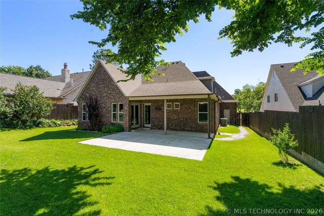 3528 S Wheeling Avenue, Tulsa, OK 74105