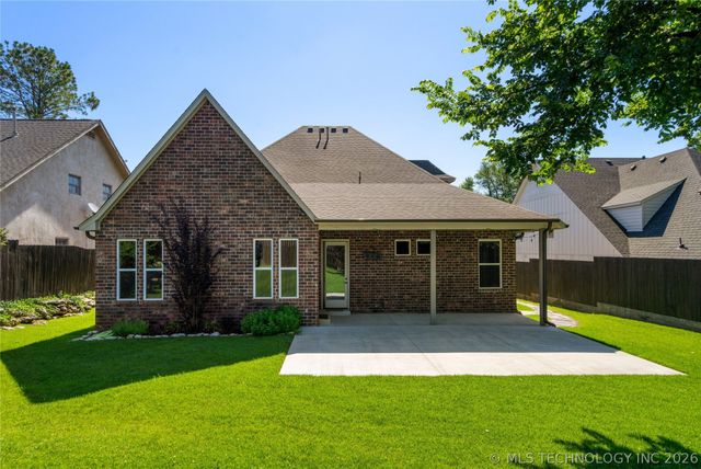 3528 S Wheeling Avenue, Tulsa, OK 74105