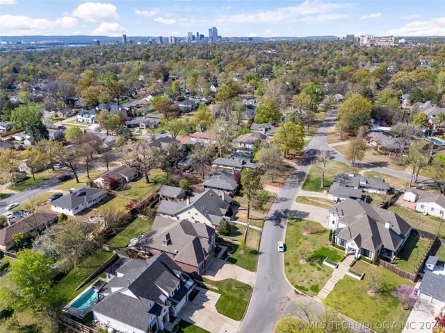 3528 S Wheeling Avenue, Tulsa, OK 74105