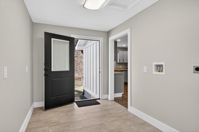 750 Sunnyside Road, Hiawassee, GA 30546