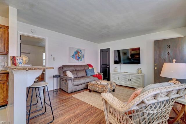 1023 Little Bay AVE, Norfolk, VA 23503