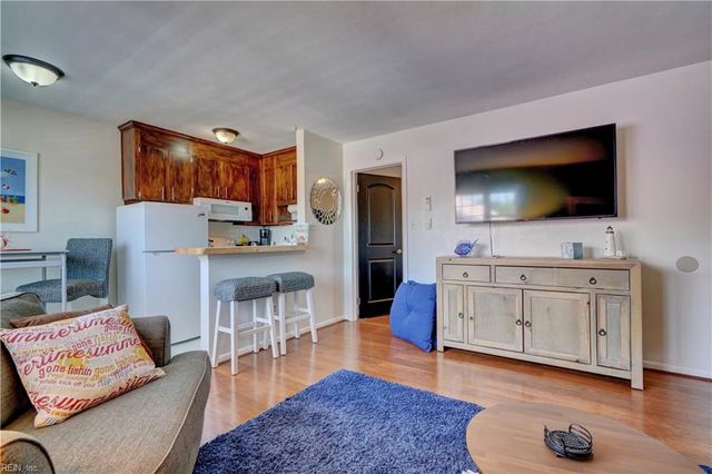 1023 Little Bay AVE, Norfolk, VA 23503