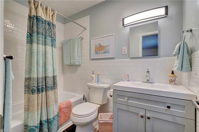 1023 Little Bay AVE, Norfolk, VA 23503