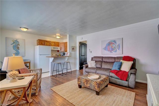 1023 Little Bay AVE, Norfolk, VA 23503